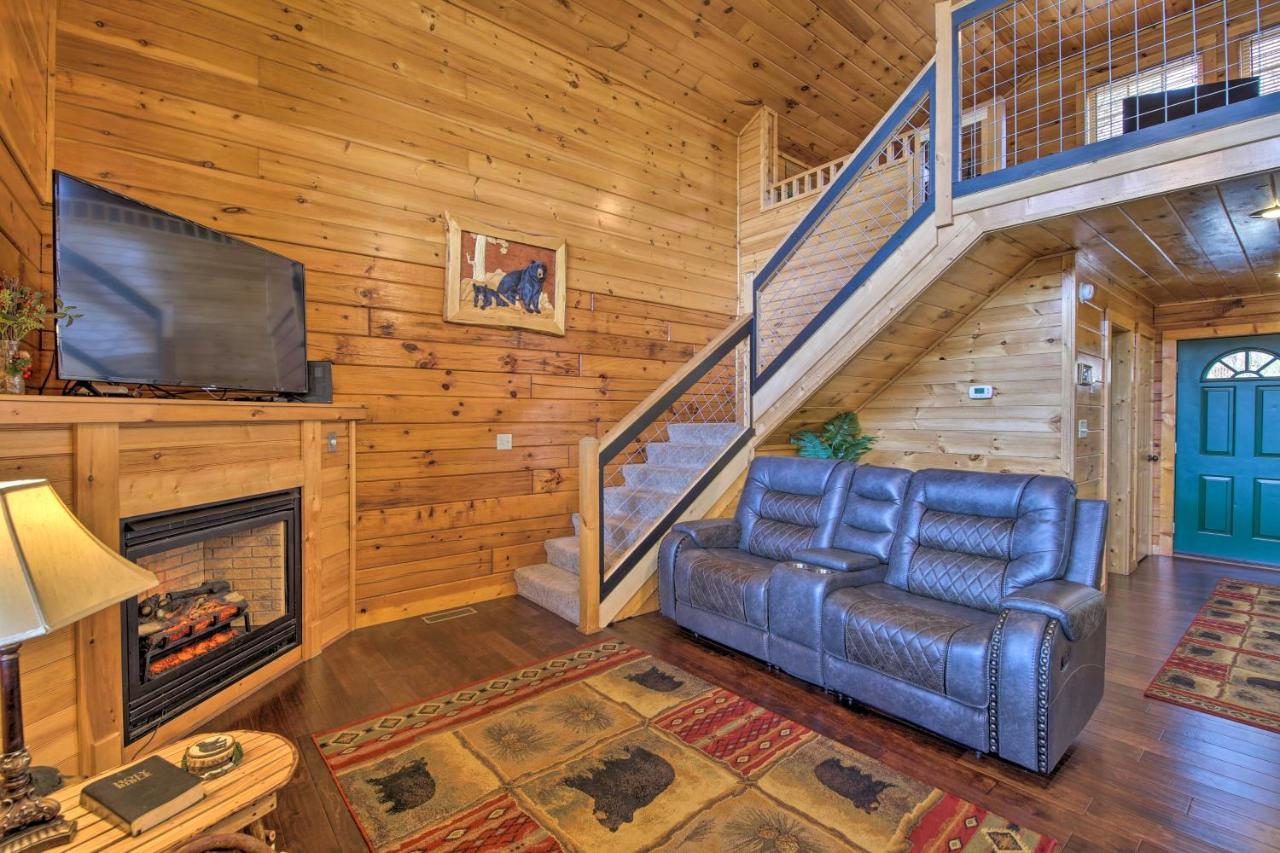 Gatlinburg Cabin With Pool Table And Hot Tub! מראה חיצוני תמונה