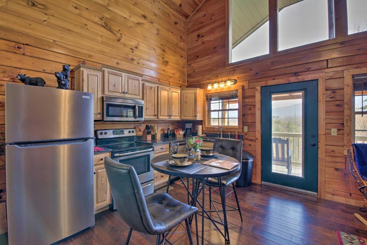 Gatlinburg Cabin With Pool Table And Hot Tub! מראה חיצוני תמונה