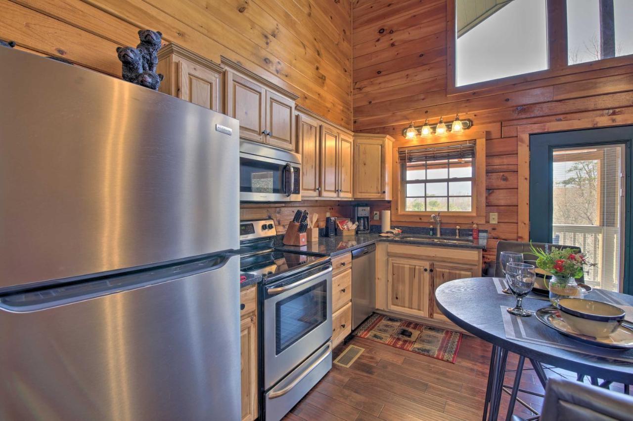 Gatlinburg Cabin With Pool Table And Hot Tub! מראה חיצוני תמונה